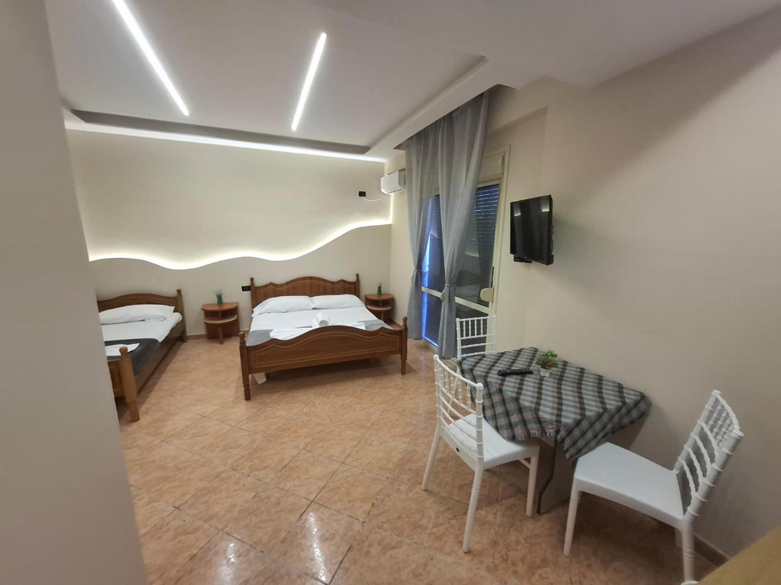 L&G Hotel Vlorë Zimmer foto